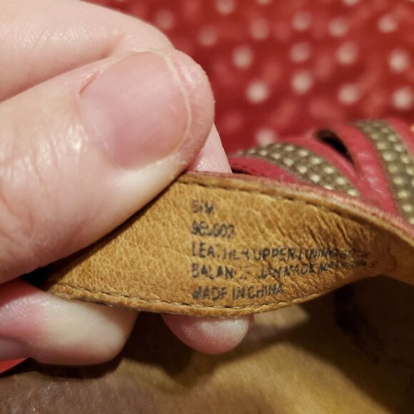 Leather Sandles  - Picture 12 of 13